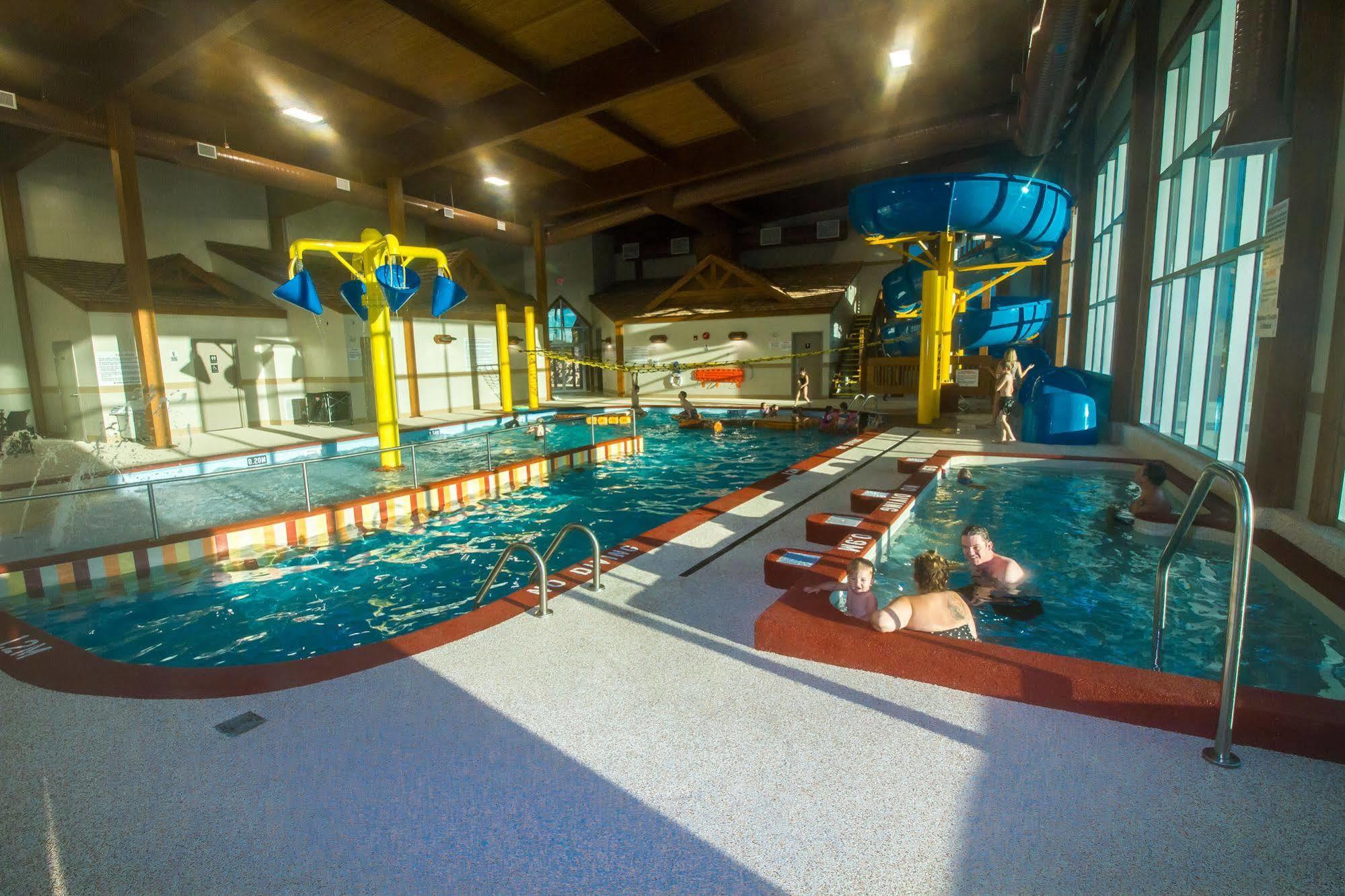 Wasagaming Elkhorn Resort, Spa, And Conference Centre מראה חיצוני תמונה