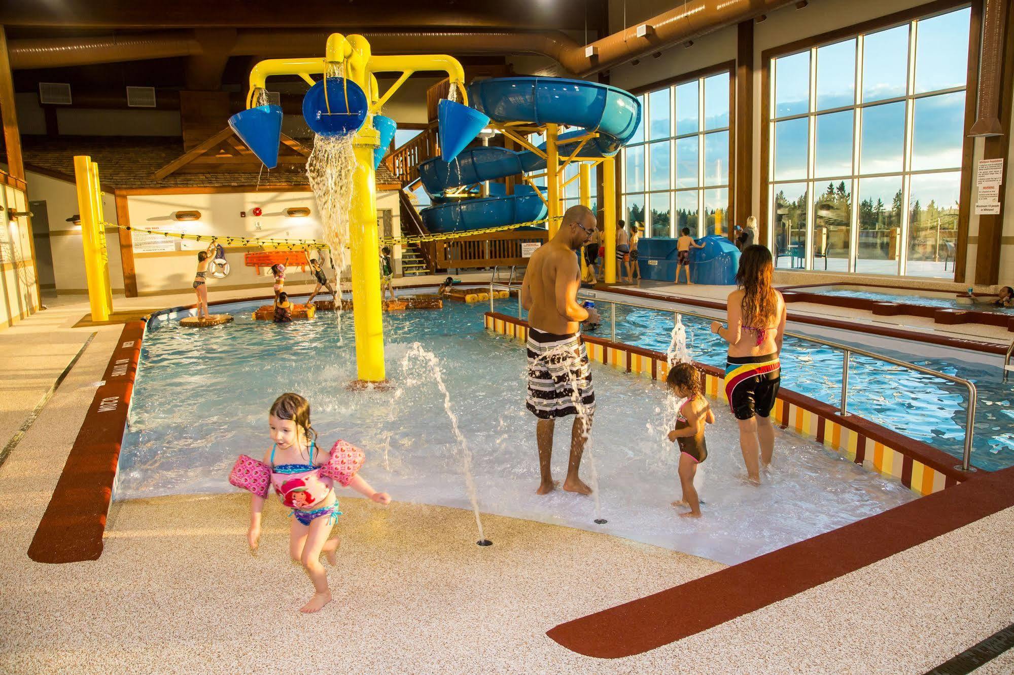 Wasagaming Elkhorn Resort, Spa, And Conference Centre מראה חיצוני תמונה